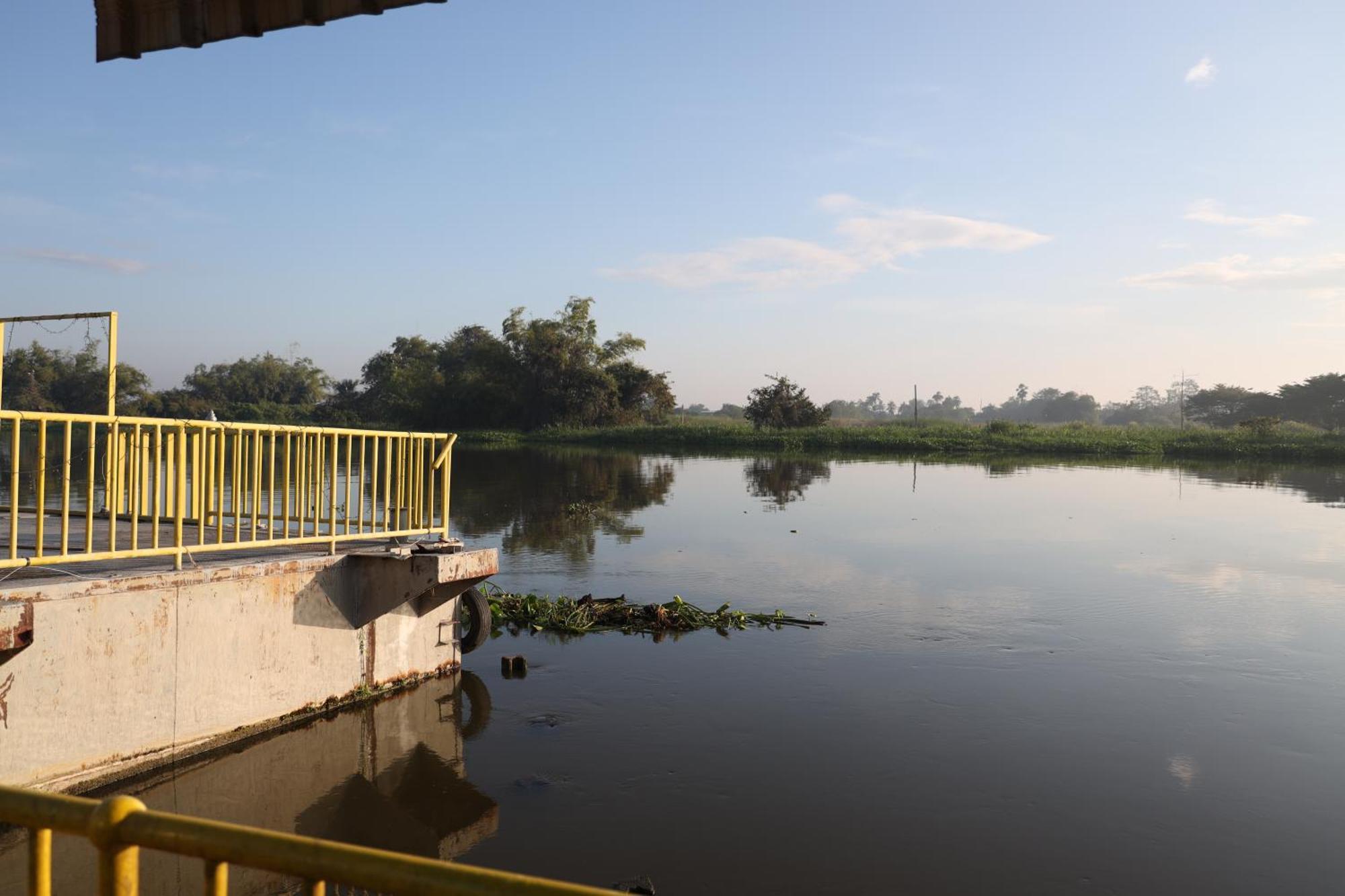 Menam Resort Nakhon Pathom Exterior photo